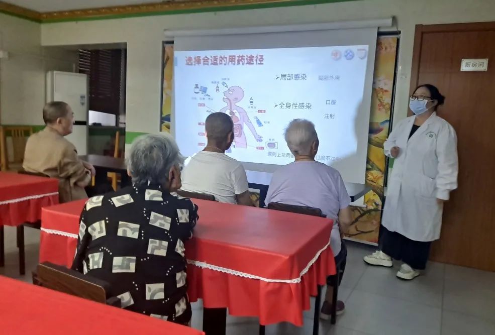 动床有什么讲究五床联动，让“老”更有“医”靠_https://www.jmylbn.com_新闻资讯_第4张