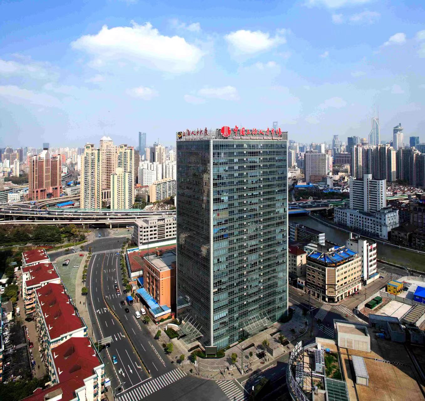 园区环境.jpg