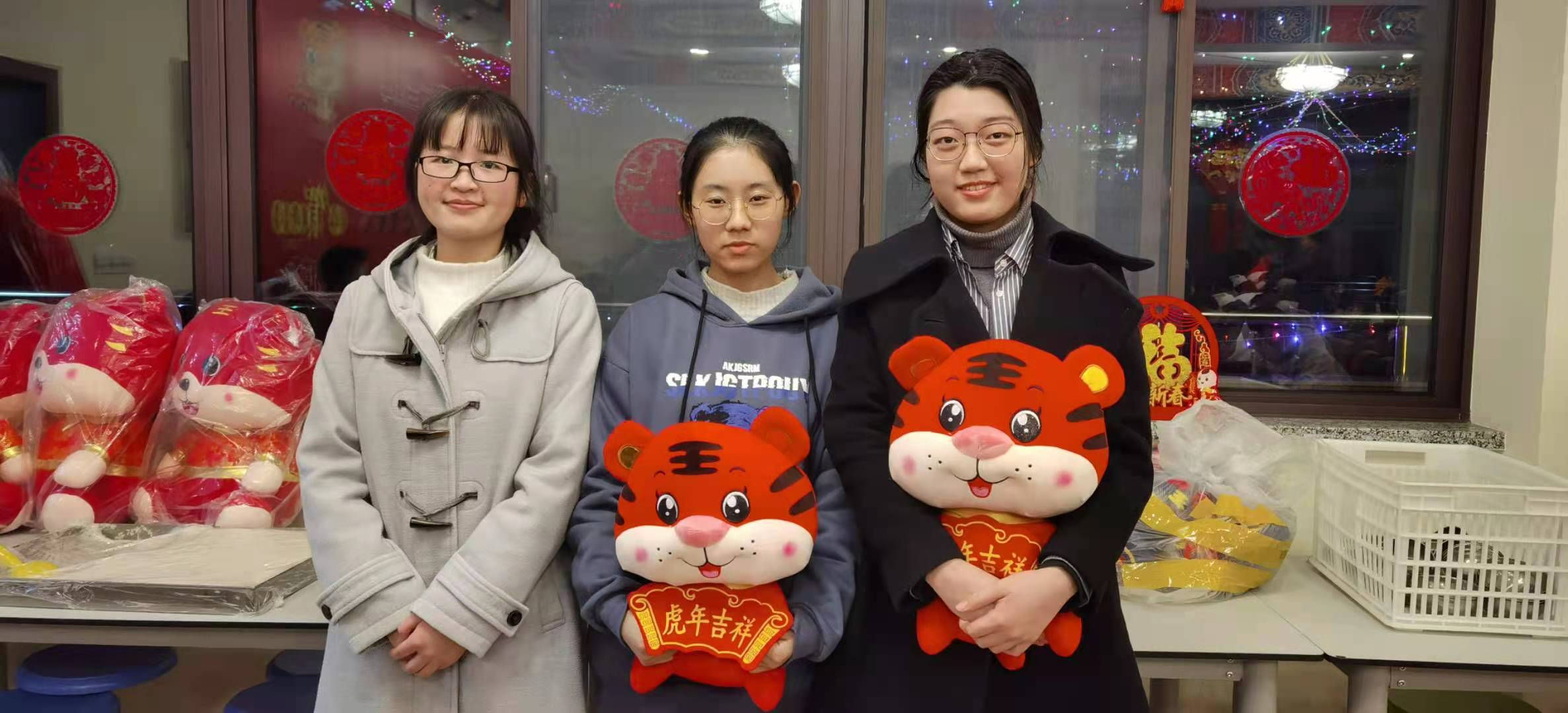 藏族学子过年8.jpg