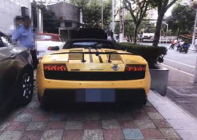 跑车1.jpg