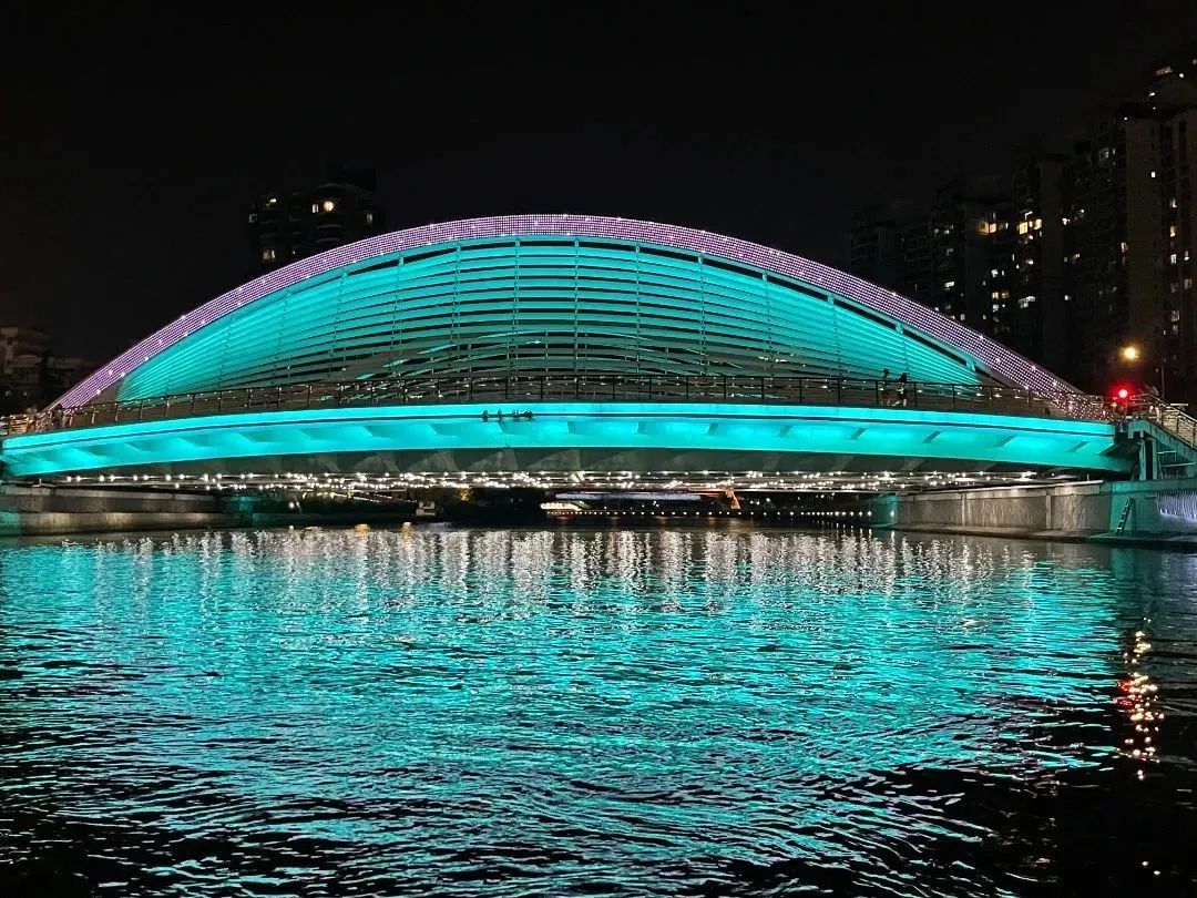 点亮苏河之眼昌平路桥完成桥底亮化工程